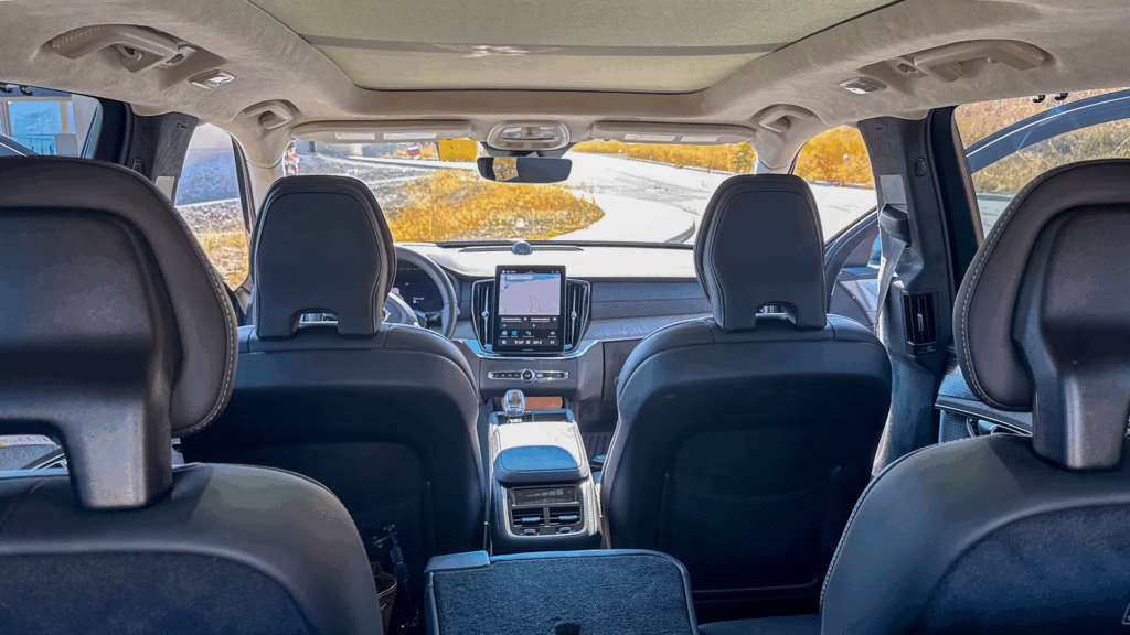 2025 Volvo XC90 Plug-In Hybrid Review 4 cabininteriorrear