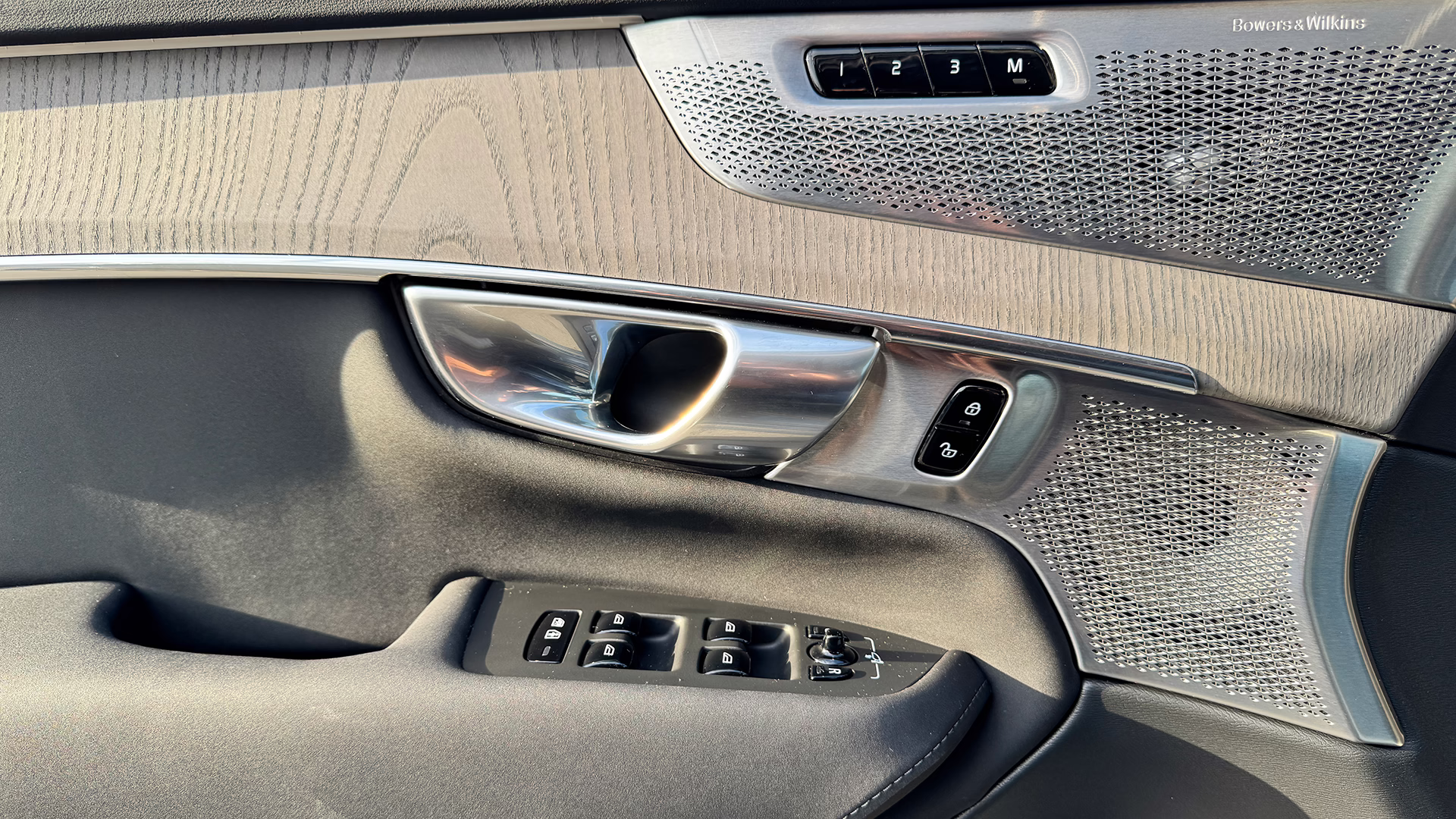 2025 Volvo XC90 Plug-In Hybrid Review 6 insidedoorXC90