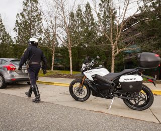 2013_zero-police_action-02_1680x1200_press